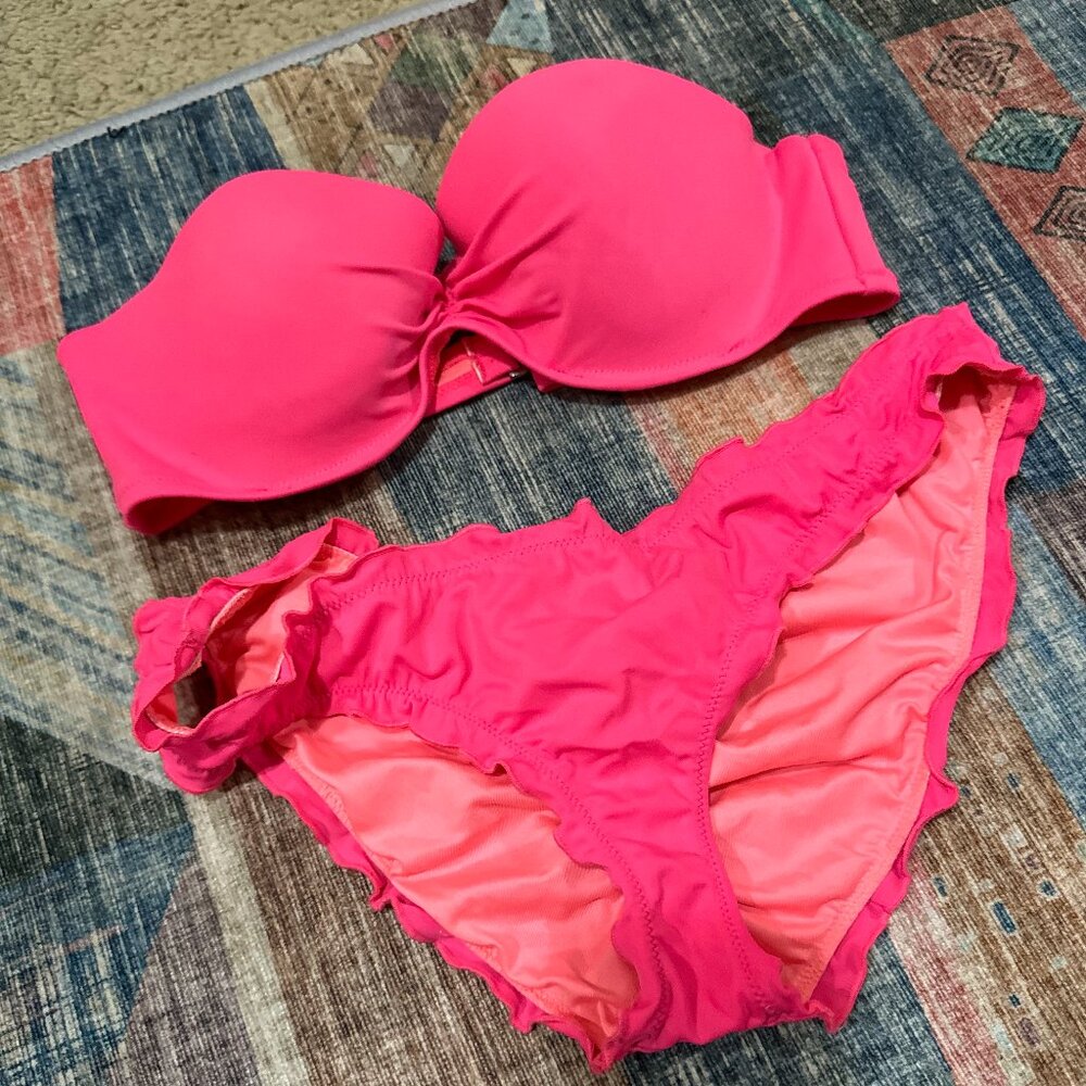 VS Pink Swimsuit Bikini Size S, 34C Top